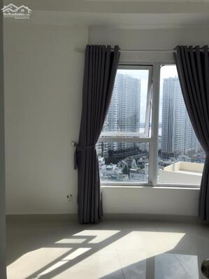 Căn hộ Tulip Tower, 15 Hoàng Quốc Việt, P.Phú Mỹ, Q.7, 75m2, 6.5tr