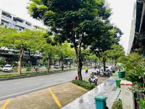 shophouse 5x20 trục chính nguyễn thị nhung, nhà kết cấu cứng, vị trí sầm uất, tiện kinh doanh