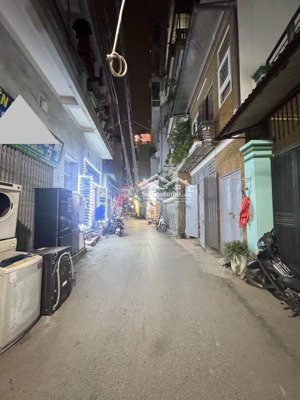 bán nhà riêng 100m2 chính chủ, lô góc, kinh doanh tại hoàng mai