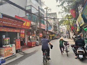 bán đất tặng nhà trần cung, phù hợp xây ccmn dòng tiền đỉnh dt 110m2 mt rộng 8m, cách phố chỉ 10m