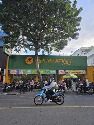 siêu vị trí - 2 mặt tiền lê quang định, bình thạnh; 550m2 (15 x 35); 2 tầng; hđt 250 tr - bán 75 tỷ