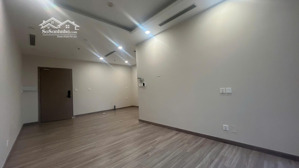 bán căn hộ 2 phòng ngủ tầng 5a sky forest ecopark view biệt thự đảo tuyệt đẹp,