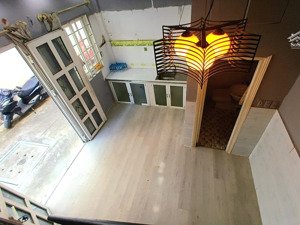 bán nhà 3 tầng hẻm xe hơi sát mặt tiền trần đình xu, quận 1, giá 3,9 tỷ sổ hồng chính chủ