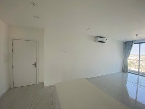 cho thuê căn hộ 3pn d''lusso nguyễn thị định, quận 2. diện tích 104m2, giá 17,5 triệu view thoáng.