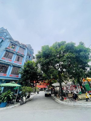 chính chủ cần bán căn nhà liền kề 74m2 xây 5 tầng, ngõ rộng ô tô tránh phường phú thượng tây hồ