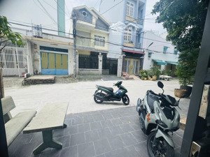 nhà 6 tầng, có thang máy nguyễn sơn - tân phú