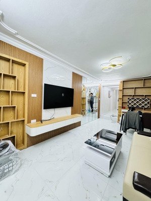 nhà đẹp phương mai - trung tâm đống đa - vf3 đỗ cửa