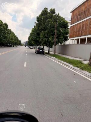 NHÀ ĐẸP LÕI NGỌC THỤY – NGÕ Ô TÔ VÀO NHÀ – 6 TẦNG THANG MÁY – FULL NỘI THẤT – GẦN CÔNG VIÊN, TRƯỜNG PHÁP – GIÁ 15.9