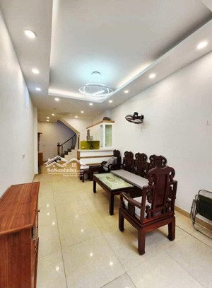 6.8 tỷ có nhà đẹp văn hương - đống đa 42m2*5t mt 3.8m dân xây chắc chắn - chủ tặng full nội thất