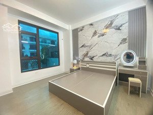 bán nhà 4 tầng mặt bằng 530 đường lê hiến tông đẹp long lanh - chỉ việc vào ở - tiện lợi !