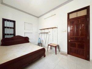 cho thuê phòng trọ tân bình chỉ tính điện và nước còn lại free ngay chân cầu hoàng hoa thám