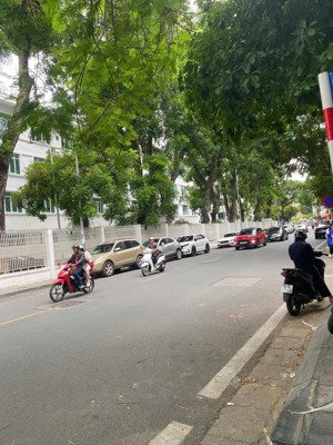 phân lô trung tâm hai bà trưng sát phố