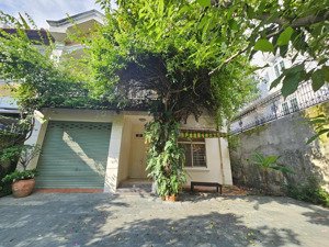 cho thuê biệt thự xanh giữa lòng thảo điền