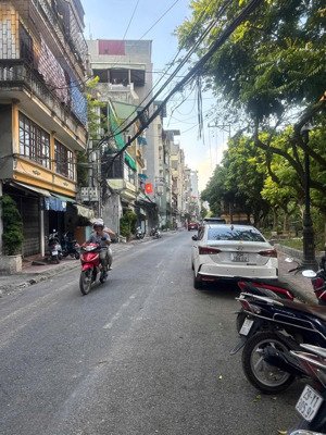 hơn 5 tỷ!! bán nhà ngay cầu trắng văn quán hà đông 40m2 3 tầng nhà dân xây giá đầu tư