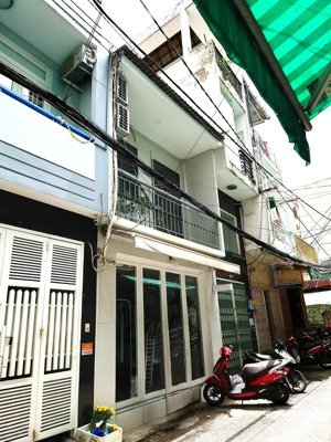 bán nhà hxh nguyễn đình chiểu, p4, q3 - ngay trung tâm - dt: 5x10m - giá: 8 tỷ