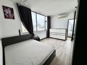 cho thuê căn hộ 1 phòng ngủ - ngay chợ bà chiểu - ban công lớn - gần đh mỹ thuật - vạn kiếp - q1