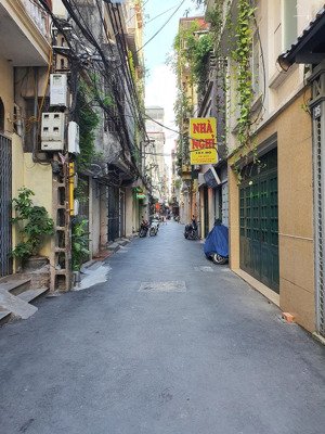 bán nhà ngõ 204 lê thanh nghị - ô tô tránh - 90m2 - mt 6.5m - giá 28.8 tỷ