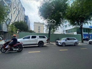 bán khuôn đất siêu lớn 35x40m, cn 1.308m², nhà cấp 4, gpxd 3 hầm - 15 tầng, - giá: 1190 tỷ