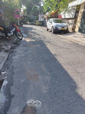 bán đất cách trường thpt nguyễn công trứ vài bước đi bộ, 82m2 giá chưa tới 7 tỷ, đường quang trung