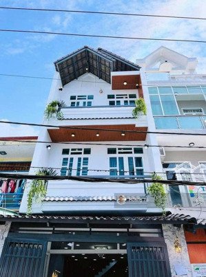 bán nhà hxh 5m lý thường kiệt, p.9, tb, 4.5 x 16m, 1 trệt 2 lầu nhà còn mới chỉ 9.2 tỷ tl