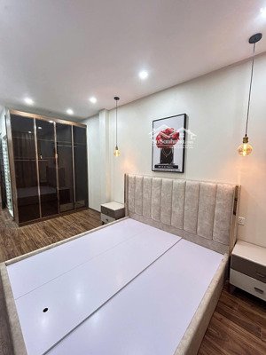 chính chủ gửi bán liền kề văn quán, hà đông. dt 50m*5t giá chỉ 12,8 tỷ.