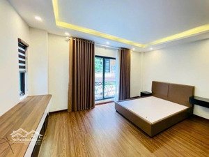 nhà mới đón tết 5 tầng mới đẹp, mặt : 4,6m . 1 nhà ra oto, ở an nhiên, k/d. hàng xóm ciputra