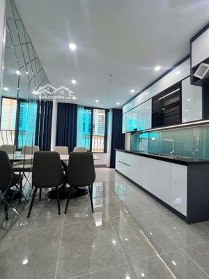 siêu phẩm nhà đẹp bùi xương trạch - thang máy - phân khúc hiếm - vị trí đắc địa - nở hậu