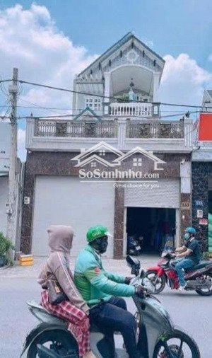 nhà 2 lầu mặt tiền trương thị hoa, dt: 6,6x28m, nằm gần mega market, giá chỉ 16,45 tỷ