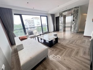 6 tầng - thang máy - kinh doanh - full nội thất - gara ô tô - ô tô tránh -43m-14,9 tỷ