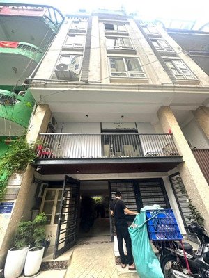 cực phẩm phố wall! tòa nhà vpdv láng hạ phân lô oto dt 110m2, 9 tầng mt 8.3m giá 54 tỷ còn tl