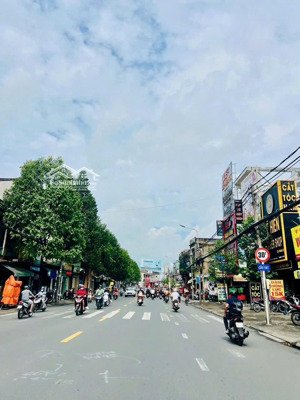 siêu hiếm lô đất mặt tiền phạm văn thuận, diện tích khủng: ngang 16,5m dài 68m nở