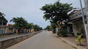 bán lô góc 2 mặt tiền ở bình yên hòa lạc: lô góc 2 mặt tiền, 200m full thổ giá rẻ 25tr/m²