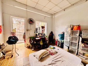 ngang hơn 4m, 49m2, 2pn2wc, hẻm xe hơi thông các hướng. pháp lý chuẩn, hoàn công đủ @