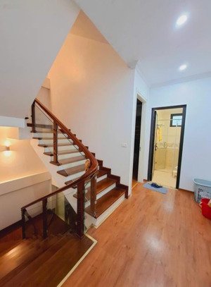 bán nhà liền kề khu la casta văn phú- 75m2 nhà hoàn thiện ở ngay