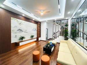 nhà trần cung, sát phố, gần ôtô, ngõ 3 gác thông, dân xây btct, tặng nt, sân xe riêng, sổ nở hậu