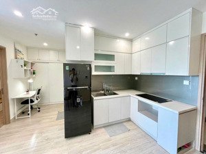 cần bán gấp căn 1n+ 43m2, view đại học vin uni, chỉ 3,2 tỷ vinhomes ocean park 1