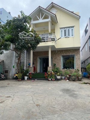 nhà biệt thự 2 lầu hẻm xe hơi khu dân cư bộ công an nguyễn văn quỳ - phú thuận, q7, 10x30m, 17.5 tỷ