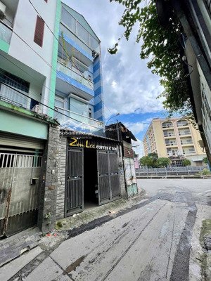 bán nhà đẹp ở ngay gần aeon tân phú, 4mx10m (trệt + 2 lầu, hẻm 5m oto đỗ của, giá 4.95 tỷ, gd ngay