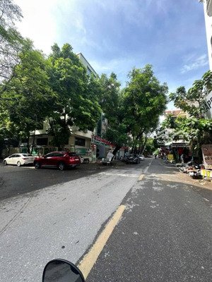 chính chủ bán lk văn quán trục kinh doanh, 84m nhà 5 tầng đẹp đủ công năng giá hơn 22 tỷ có tl