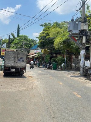 chính chủ giảm không phanh nhà 3 tầng linh trung