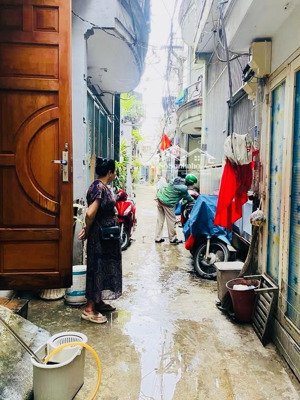 //đường số 51 p14gv hẻm 3gác gần chợ&th 3,35x7 cn22,3m2 h.đb 2pn2vs full nt lh hiệp