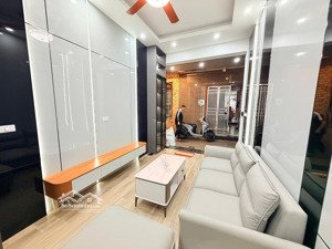 một căn duy nhất tại quan nhân-thanh xuân 30m2 5 tầng ngõ nông gần phố full nội thất giá 7,2 tỷ.