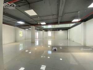 khan hiếm tòa nhà mt nguyễn khắc nhu, quận 1 - dt: 11x30m - hầm 8t - hđt: 370trđ - giá 179 tỷ