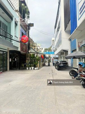 hẻm đẹp 10m - đường bàn cờ - nguyễn đình chiểu, q3 - 5,2 x 17m - xd: hầm lửng 5 tầng - chỉ 17,5 tỷ