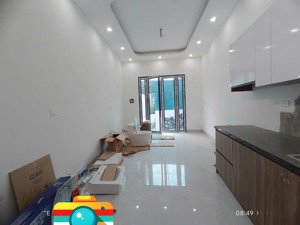 bán nhà 2 tầng 2 ngủ - quyết tiến 1 - vân côn - sơn đồng - ô tô lùi tận cửa