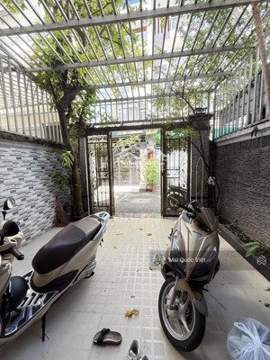 nhà đẹp 4 tầng - ngang 4.5m vuông vức - 75m2 - ô tô vào nhà ngủ - sổ 2025 hc chuẩn - nhỉnh 9 tỷ