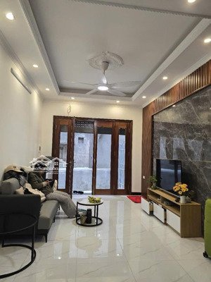 bán nhà phố an dương, 3 thoáng vĩnh viễn, trước nhà thoáng sáng, xây mới 35m*5 tầng full nội thất