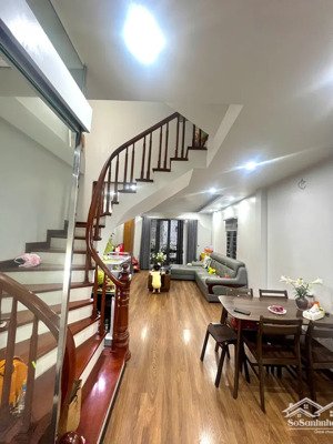 bán nhà riêng phố trần quý cáp- đống đa