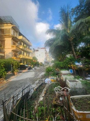 lõi ba đình sát ô tô lô góc 6 tầng thang máy 19 căn hộ full nội thất đầy đủ pccc