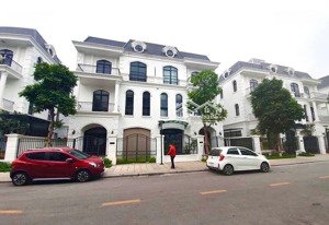 biệt thự song lập paris 200m2 thô, mặt tiền 10m. sản phẩm hiếm cho khách hàng cá nhân hóa sở thích